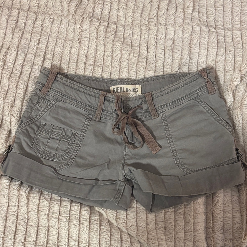 Ruehl Womens Cuffed Shorts sz 00